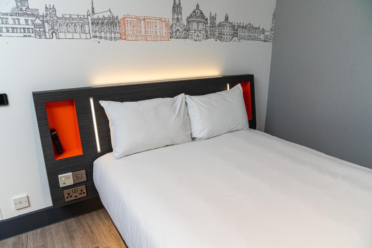 Easyhotel Oxford Exterior foto