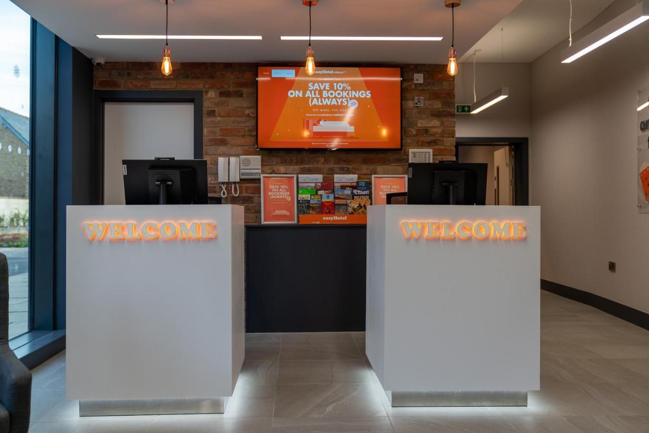 Easyhotel Oxford Exterior foto
